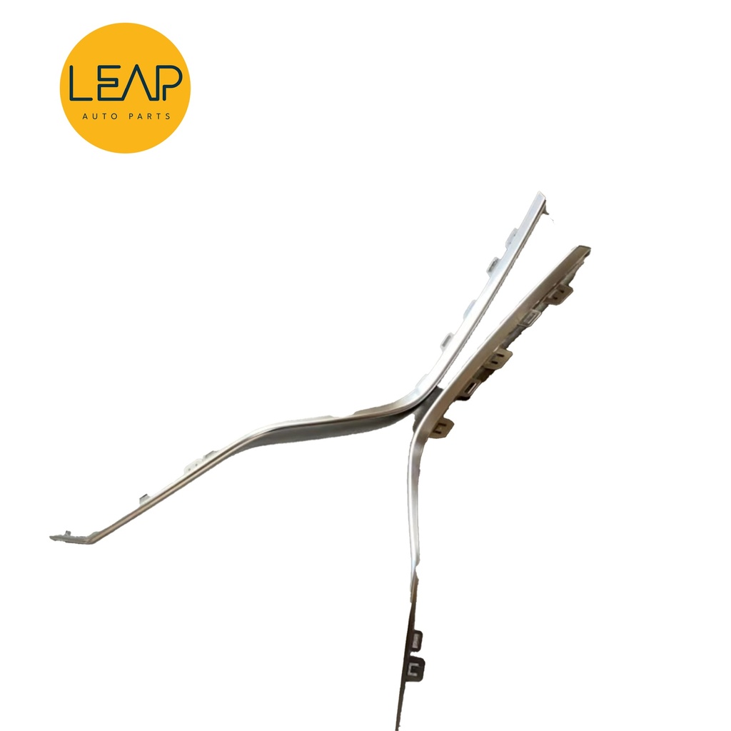The Geely Azkara front bumper decorative trim strip (2022-2024)