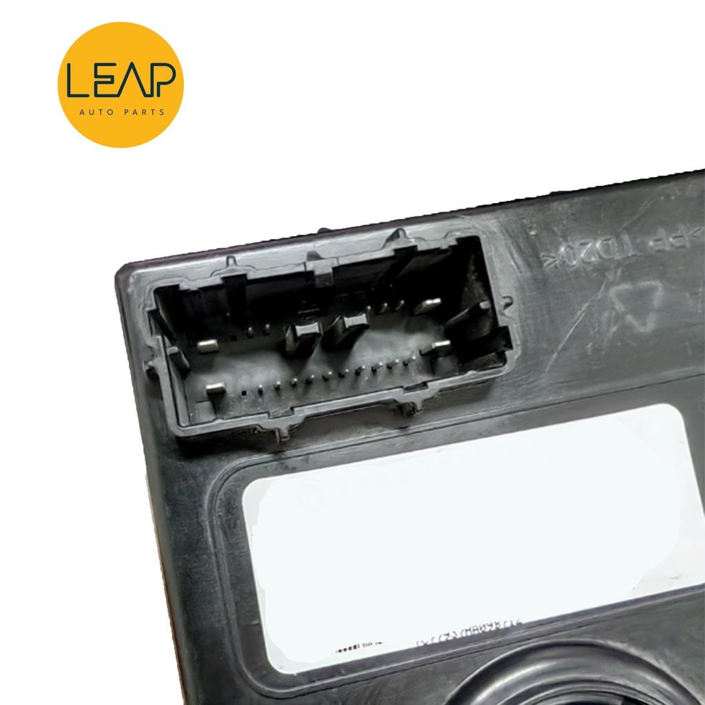 Roewe RX5/ RX8 Tailgate Power Lift Control Module 