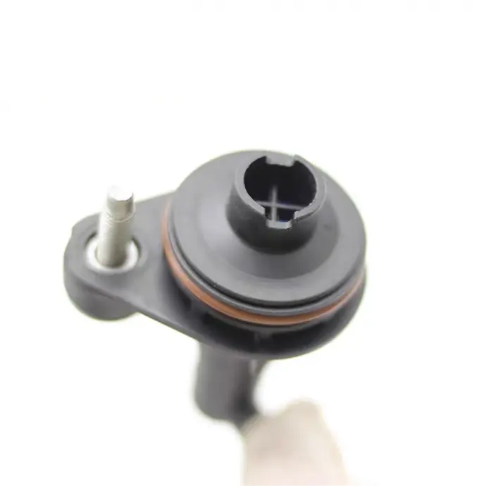 SAIC MAXUS G50 Crankcase Ventilation Valve, Gasoline 1.5T PCV 