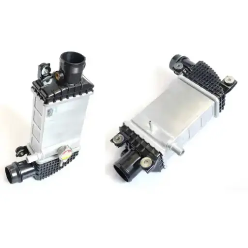 SAIC Maxus T70 Water-Air Cooler Assembly 